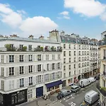 Apartment 2 Bedrooms Center Of Paris