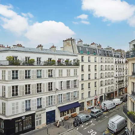 2 Bedrooms Center Of Appartamento Parigi